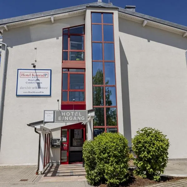 Hotel KonradP Holzkirchen，位于霍尔奇臣的酒店