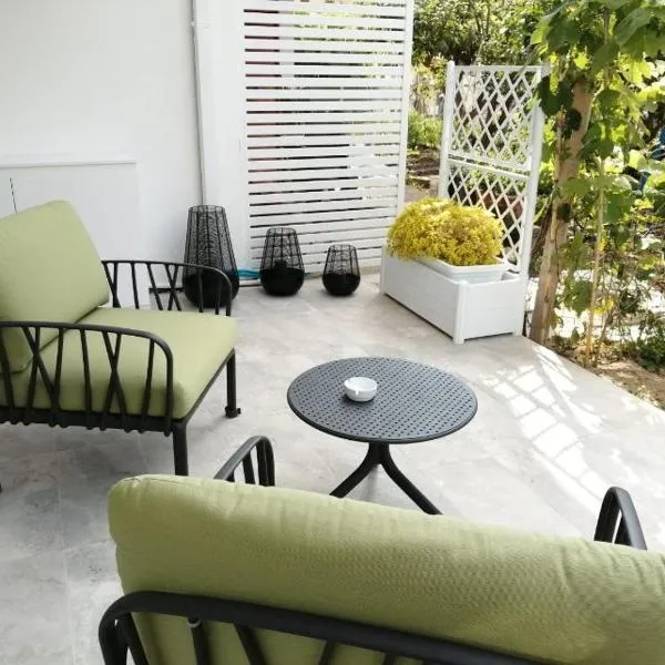 Loris House，位于特罗佩阿的酒店