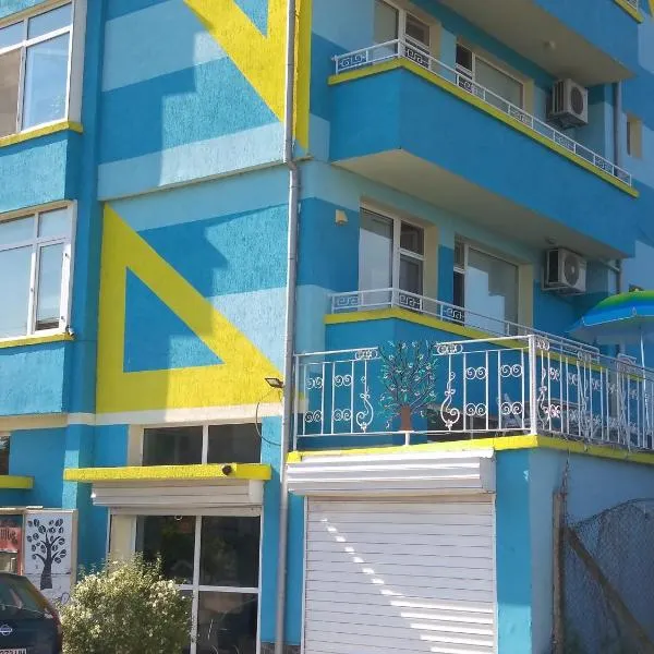 Къща за гости Синьо Лято，位于帕莫瑞的酒店
