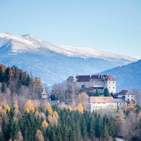 Gasthof Oberer Bräuer，位于Oberwölz Stadt的酒店