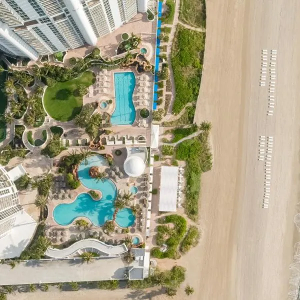 Trump International Beach Resort - Sunny Isles Beach，位于北迈阿密海滩的酒店