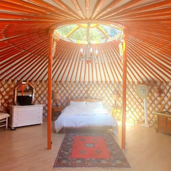 Eldorado Yurt，位于Algarrobo的酒店