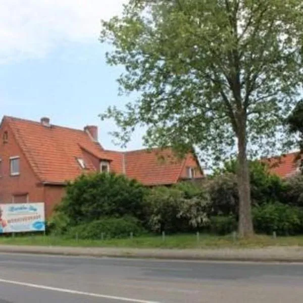 Ferienwohnung Monteurwohnung Rose 15 Isenbüttel，位于伊森比特尔的酒店