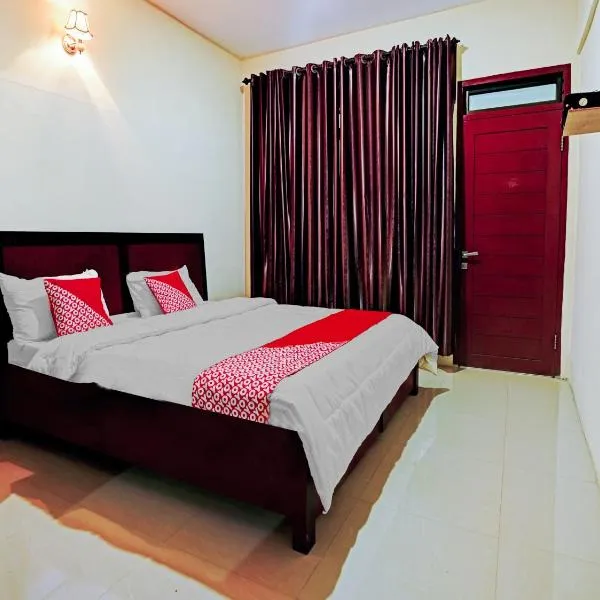 OYO 90331 Hotel Toba Shanda，位于巴拉巴特的酒店