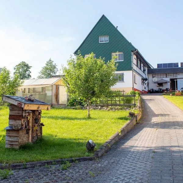 Ferienwohnung am Kugelbaum，位于Rochsburg的酒店