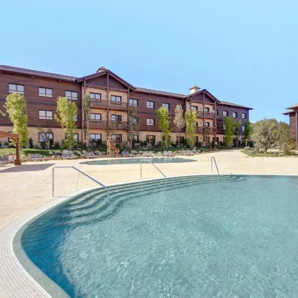 PortAventura Hotel Colorado Creek - Includes PortAventura Park Tickets，位于Marina的酒店