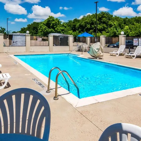 Motel 6-Cleburne, TX，位于克利本的酒店