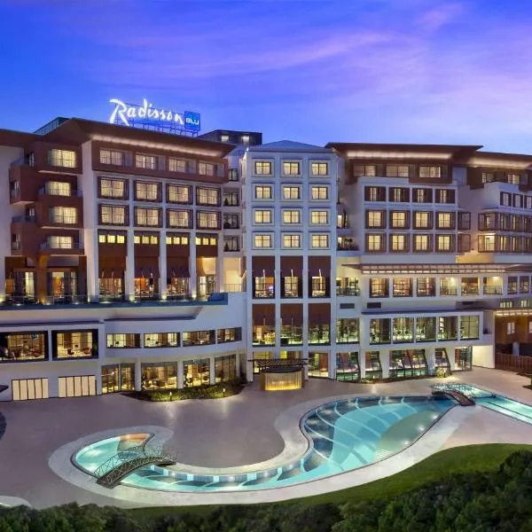伊斯坦布尔图兹拉丽笙酒店及水疗中心，位于Şekerpınarı的酒店