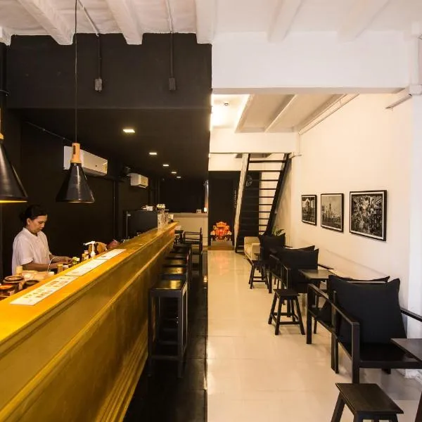 Chatel BKK，位于邦拉的酒店