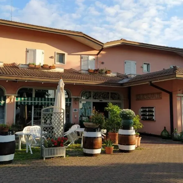 Hotel Ristorante alla Campagna，位于Buttapietra的酒店