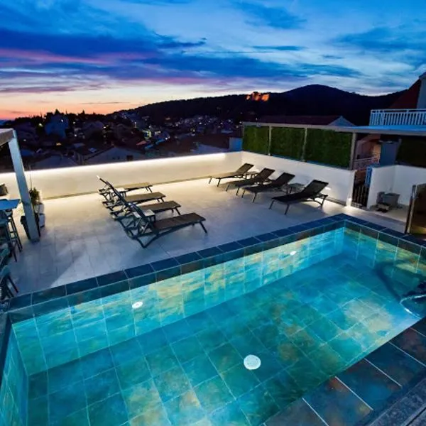 卡萨熏衣草公寓，位于赫瓦尔的酒店