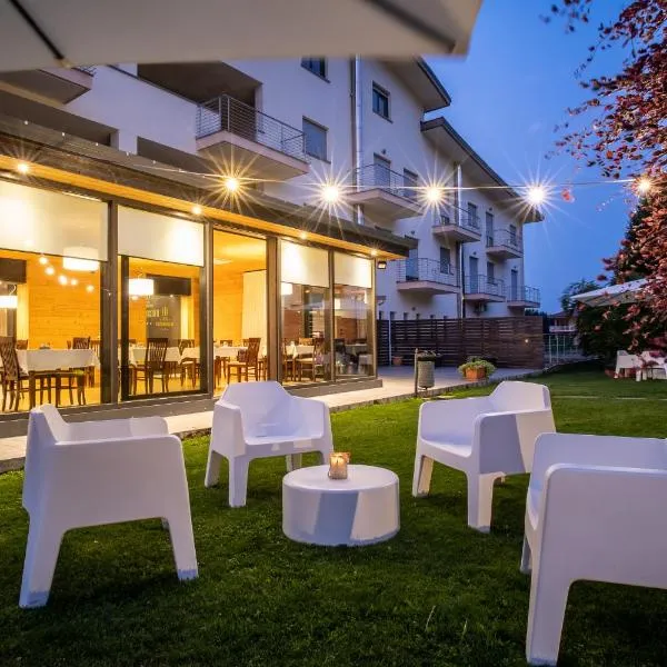 Draconerium Hotel，位于德罗内罗的酒店