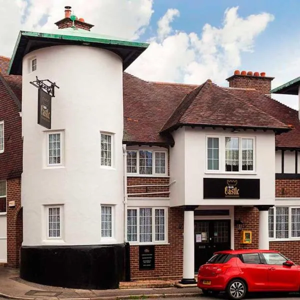 The Old Castle Hotel，位于Rodwell的酒店