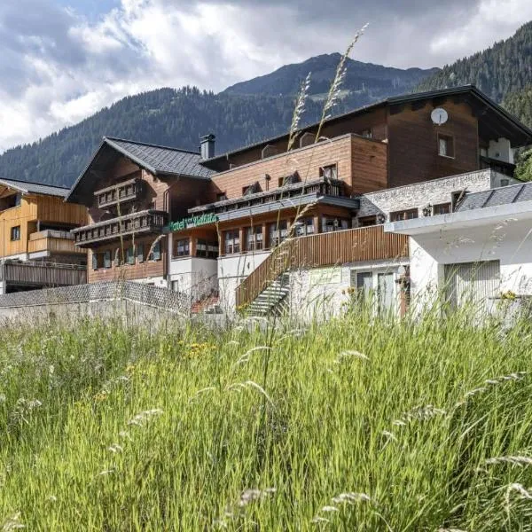 Hotel Vallüla，位于加尔盖伦的酒店