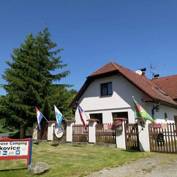 Camping & Guest House Pliskovice，位于Orlík的酒店