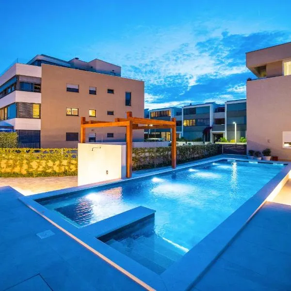 Ika Boutique Luxury Apartments，位于扎达尔的酒店
