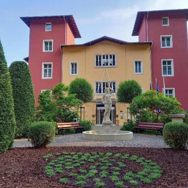 Parkhotel Bad Schandau mit SPA，位于巴特尚道的酒店