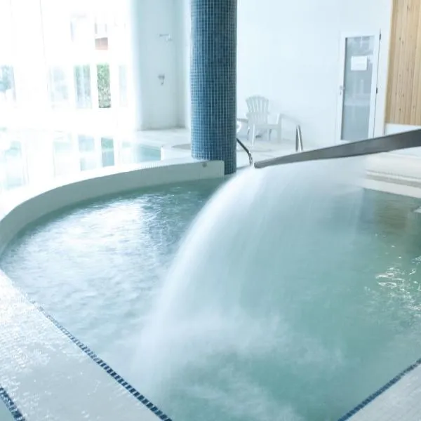 ECO-APARTMENTS LA MARINEDA，位于罗萨斯的酒店