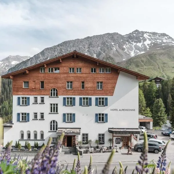 Hotel Alpensonne - Panoramazimmer & Restaurant，位于Litzirüti的酒店