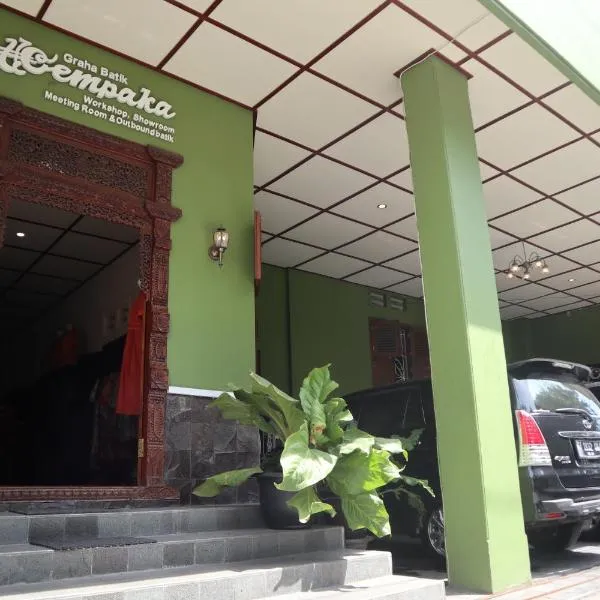 Cempaka Inn Syariah，位于Bonorejo的酒店