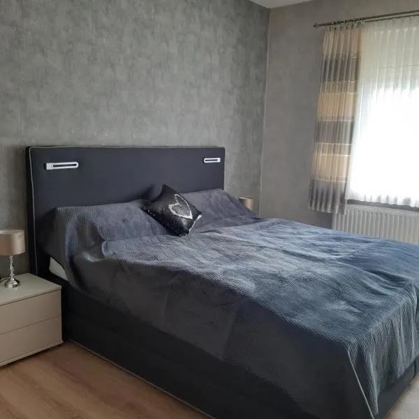 Ferienwohnung Am Ostfriesland-Wanderweg，位于拉奥德芬的酒店