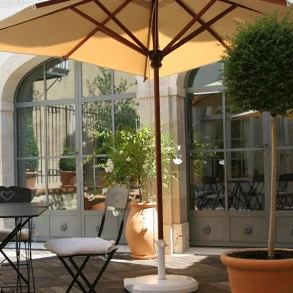 Hôtel Étoiles d'Orion，位于马尔索朗的酒店