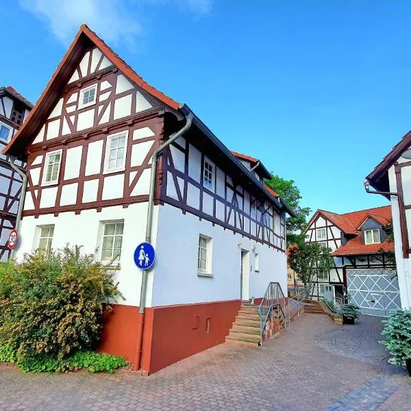 Zur Krone - Ferienhaus 2，位于Widdershausen的酒店