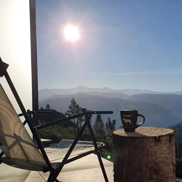 Tiny mountain cabin with a panoramic view，位于斯屈勒斯塔穆的酒店