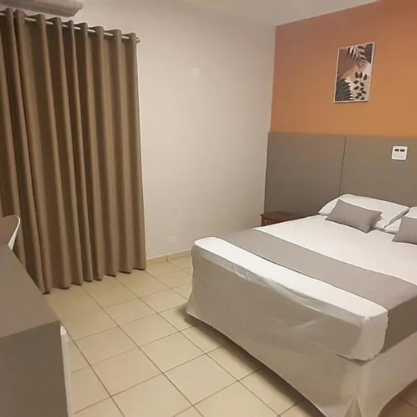 Liv Hotel，位于费雷拉港的酒店