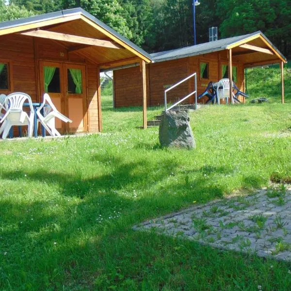 Blockhütte am Kegelsberg，位于Gelenau的酒店