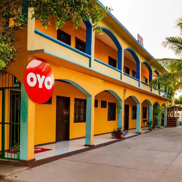 OYO Hotel Miramar, Loreto，位于洛雷托的酒店