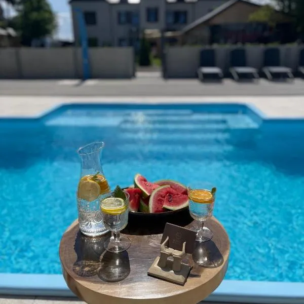 BOHO HOUSE，位于下乌斯奇基的酒店