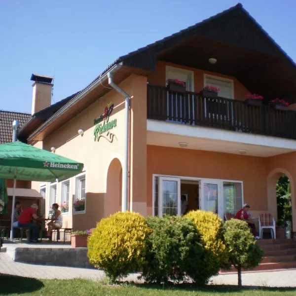 利奇纳瓦旅馆，位于斯提亚夫尼茲科巴內的酒店
