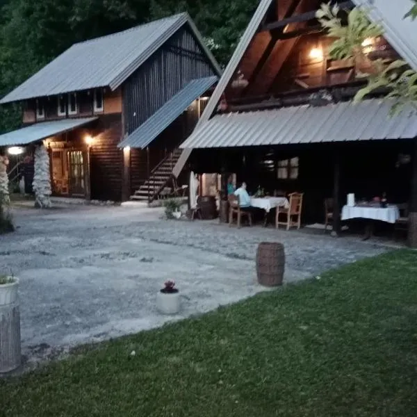 Apartmani Dada Kanjon Grmuša，位于比哈奇的酒店