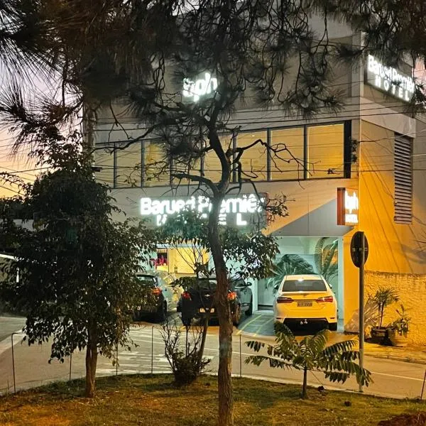 Barueri Premiêr Hotel，位于巴鲁埃里的酒店