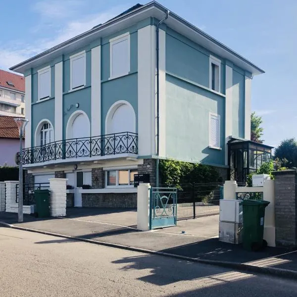 Residence Louis Quartier Des Lilas，位于维泰勒的酒店