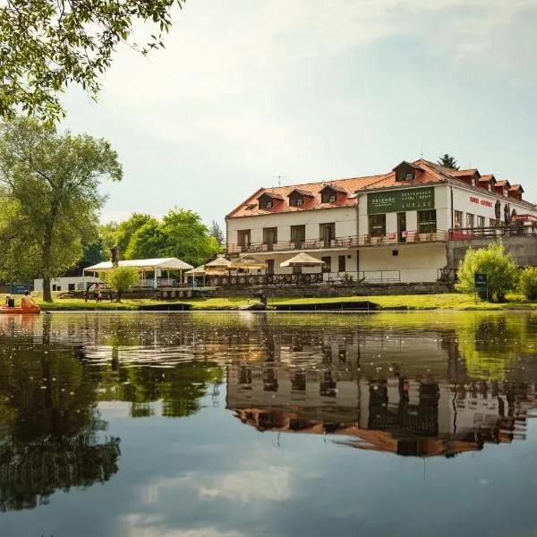 Hotel Ostende，位于Zvánovice的酒店