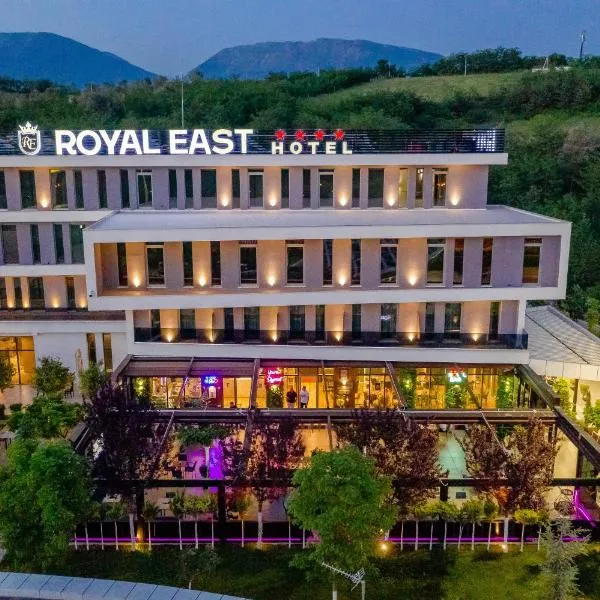 Royal East Resort，位于Ibë的酒店