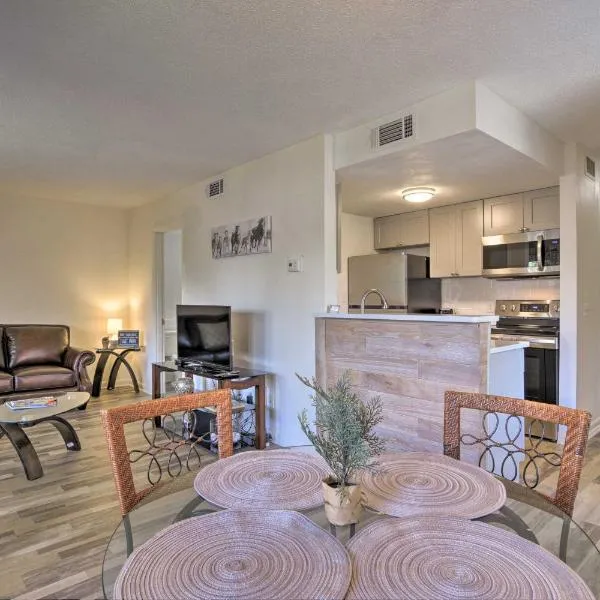 Condo By Pinehurst Golf Course w/ Peaceful Patio，位于派恩赫斯特的酒店