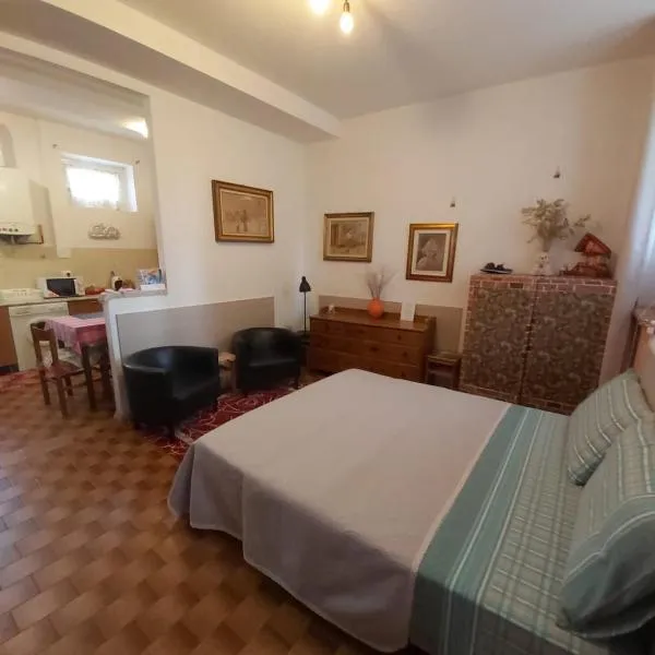 Appartamento "Da Mamma Agnese"，位于Albignano的酒店