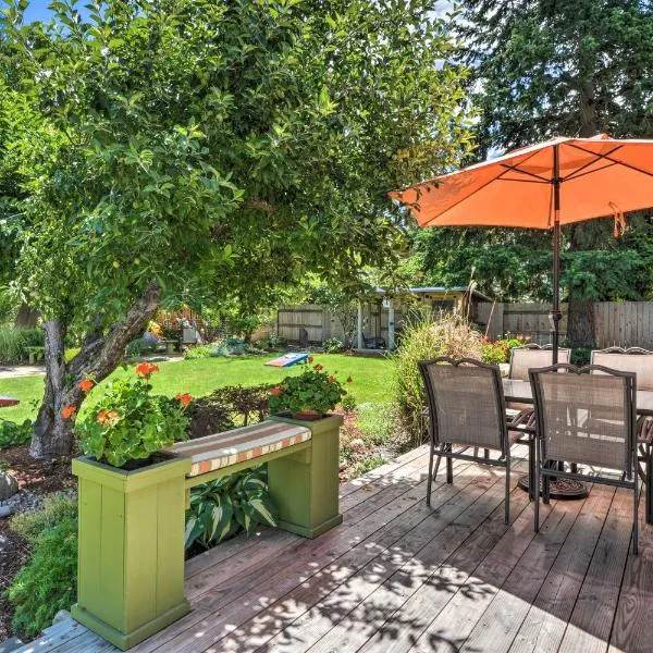 Game Room Fun! Medford Family Retreat，位于梅德福的酒店