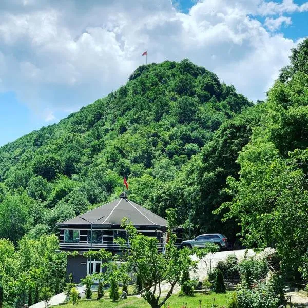 Saklı Cennet Esadiye，位于Gölyaka的酒店