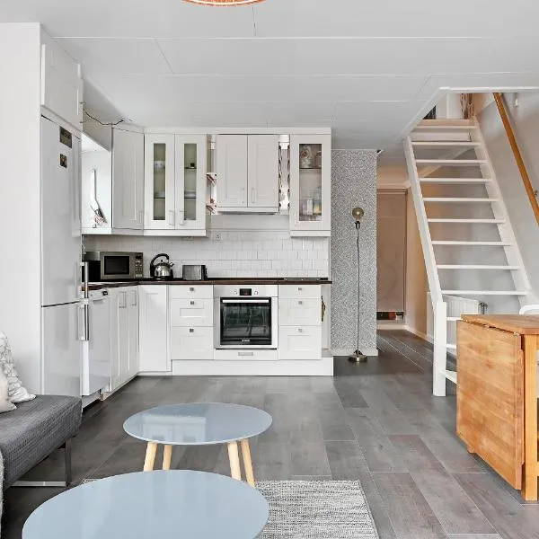 Entire modern home in Stockholm Kista - suitable for five persons，位于斯德哥尔摩的酒店