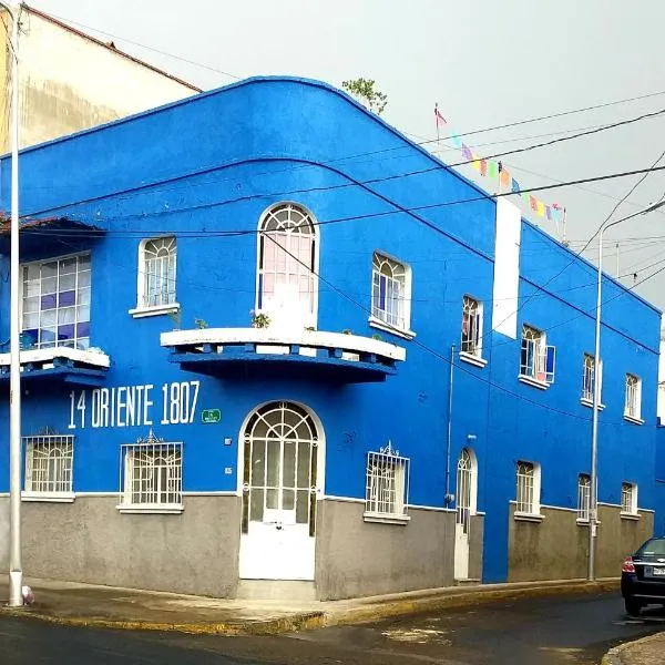 Hostal Azul Puebla Barrio El Alto，位于普埃布拉的酒店