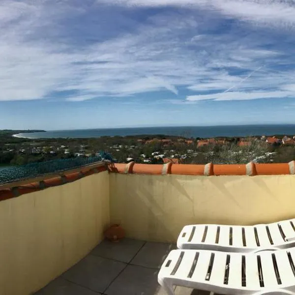 Hôtel Le Vivier WISSANT - Vue Mer - Côte d'Opale - Baie de Wissant - 2CAPS，位于Tardinghen的酒店