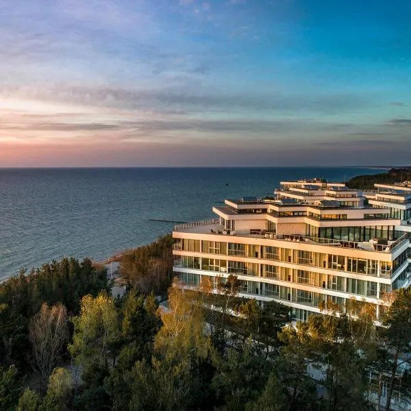Dune Beach Resort，位于Skrzeszewo的酒店