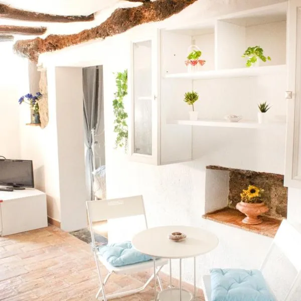 Casa nella roccia，位于博马尔佐的酒店