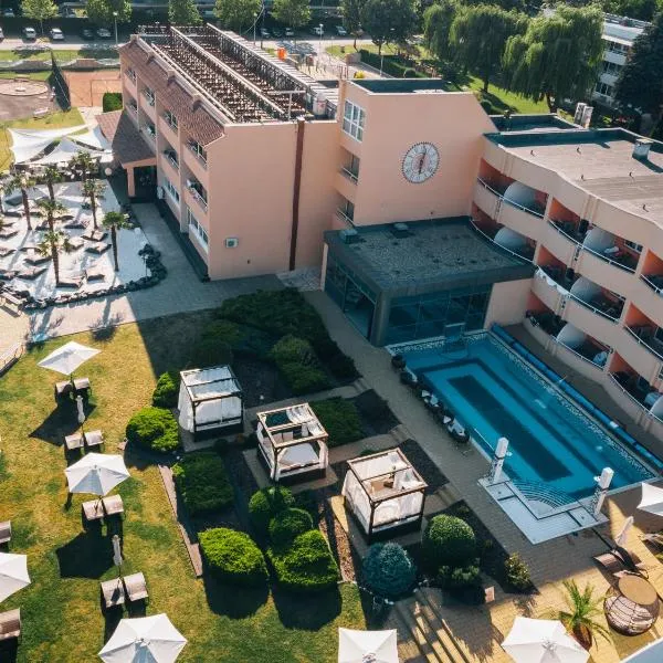 Belenus Thermalhotel superior，位于Nemesvid的酒店