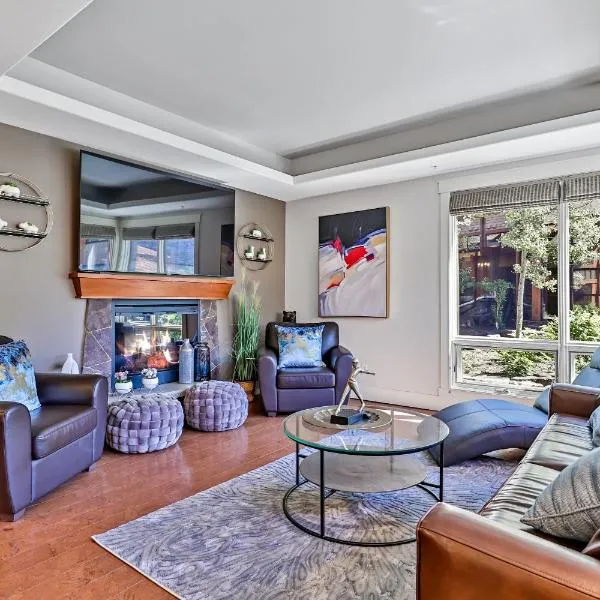 The Versailles by Samsara Resort Top Luxury Top View 1300SQF 2BEDROOM 2BATHROM，位于坎莫尔的酒店