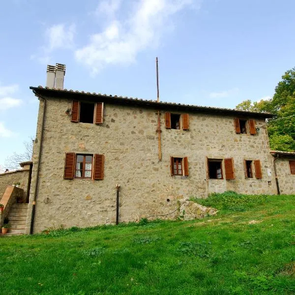 A stay surrounded by greenery - Agriturismo La Piaggia - app 2 bathrooms，位于Vivo dʼOrcia的酒店